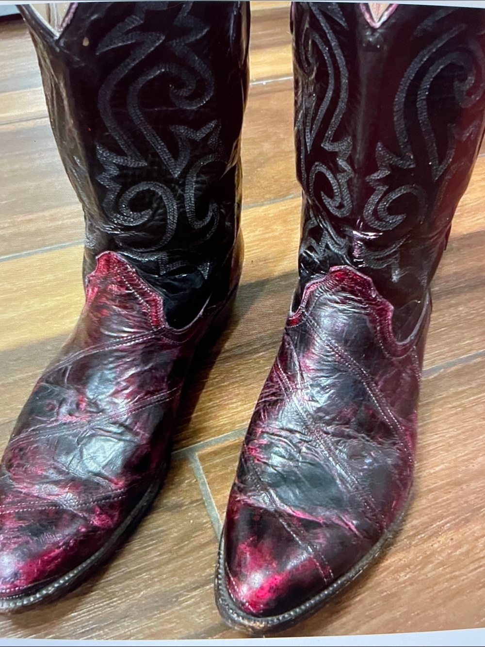 Men's Two-Tone Burgundy and Black Western Cowboy Boots
